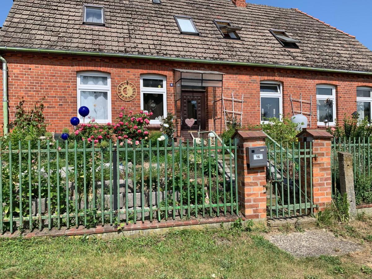 Das Haus Am Teich Besitz Экстерьер фото